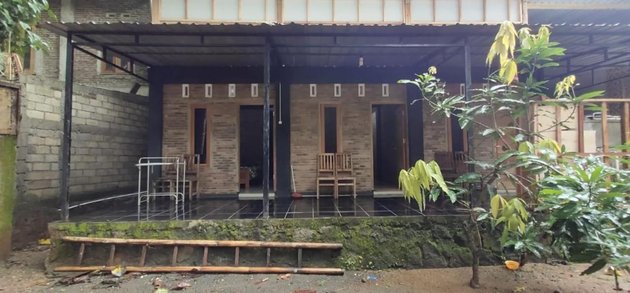 Homestay Kurnia Bantul Exterior photo