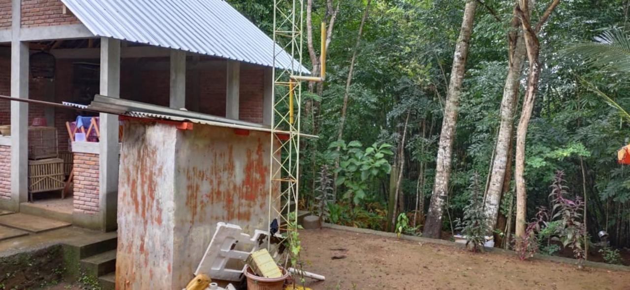 Homestay Kurnia Bantul Exterior photo